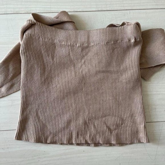 T-shirt - Picture 2 of 2